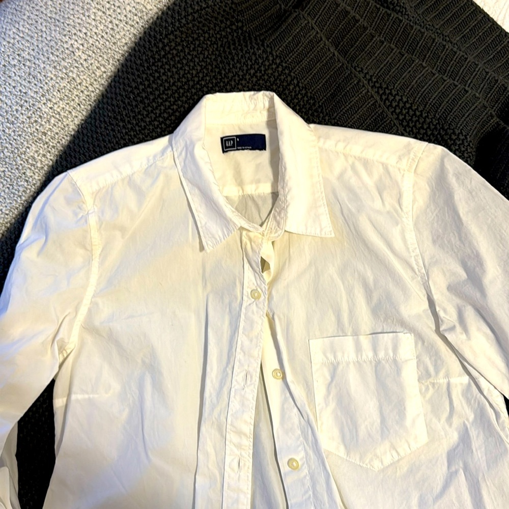 Classic White GAP Button-Down